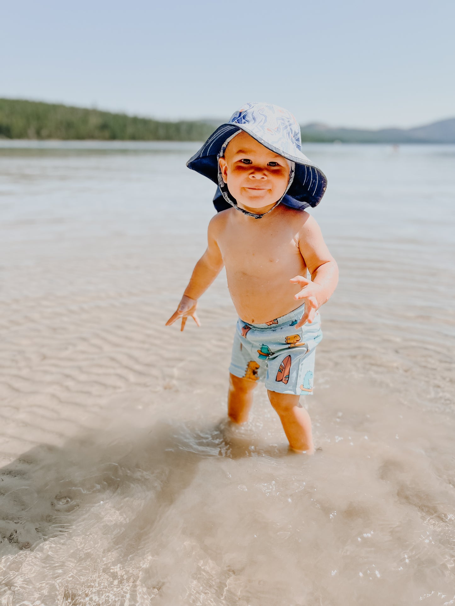 Boys surf shorts