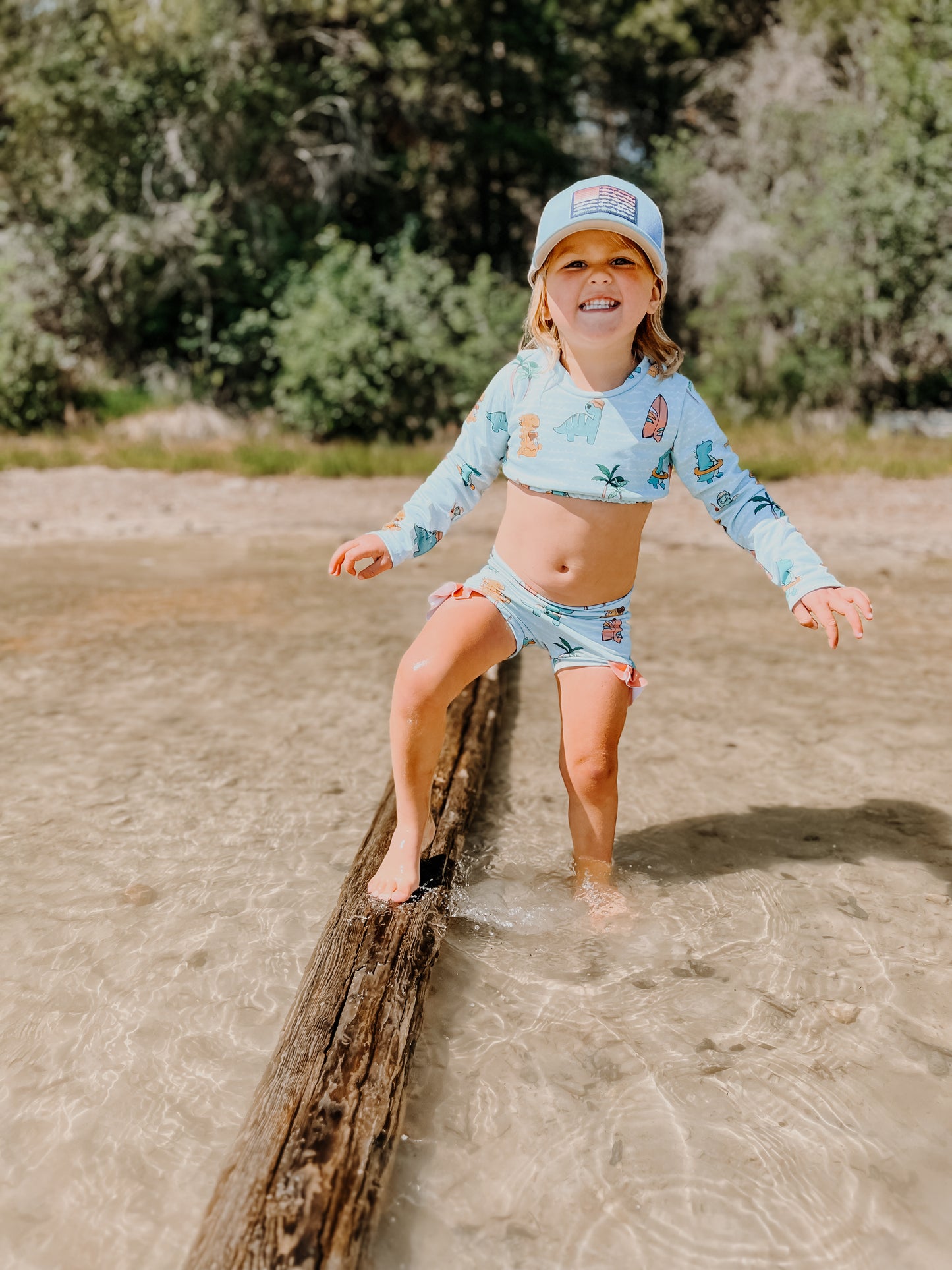 Cropped top key hole rashgaurd