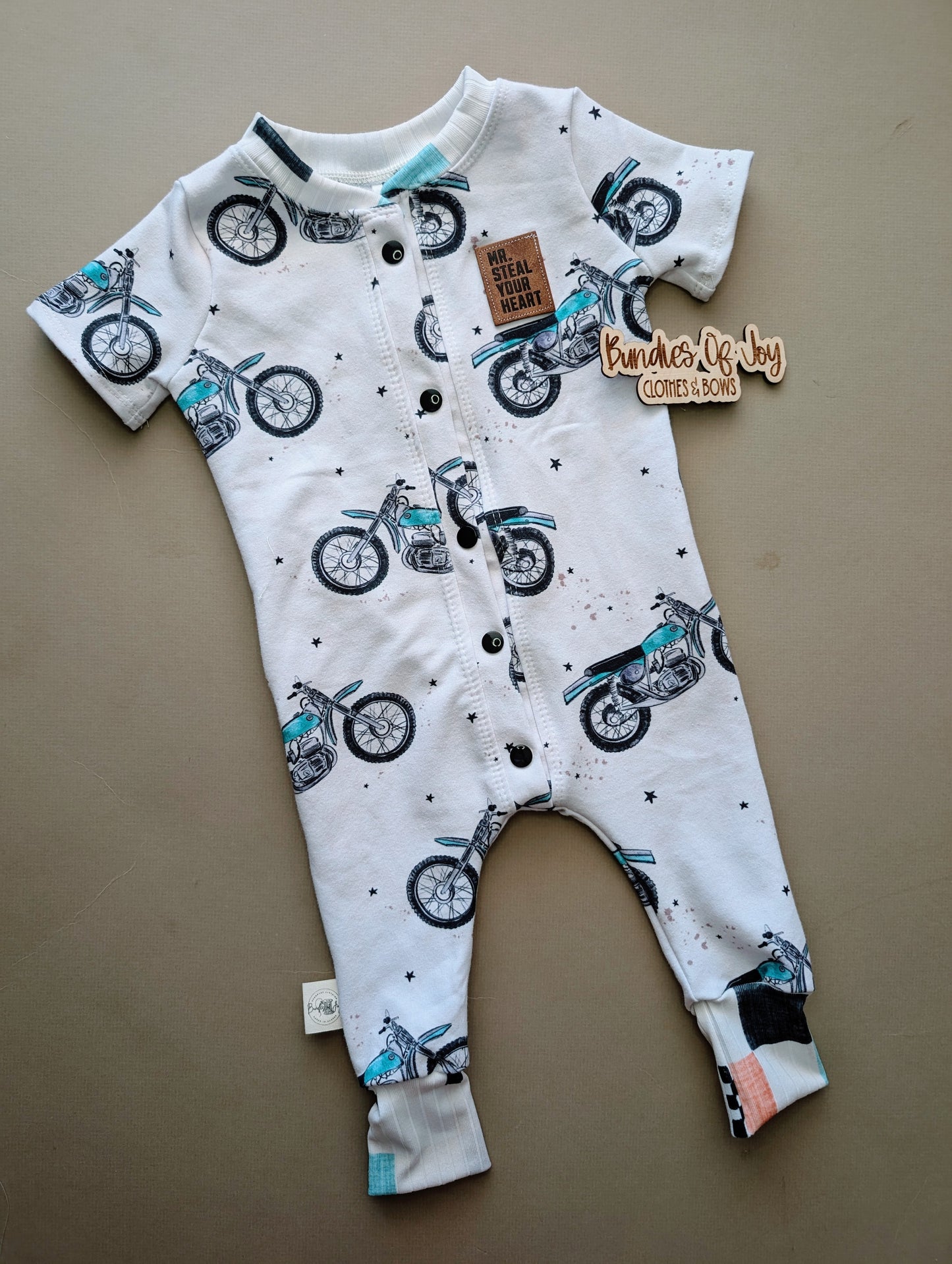 9/12 front snaps pants romper