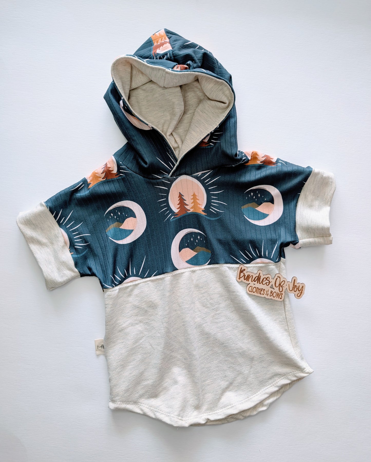 Colorblock hooded tee (available w/out hood)