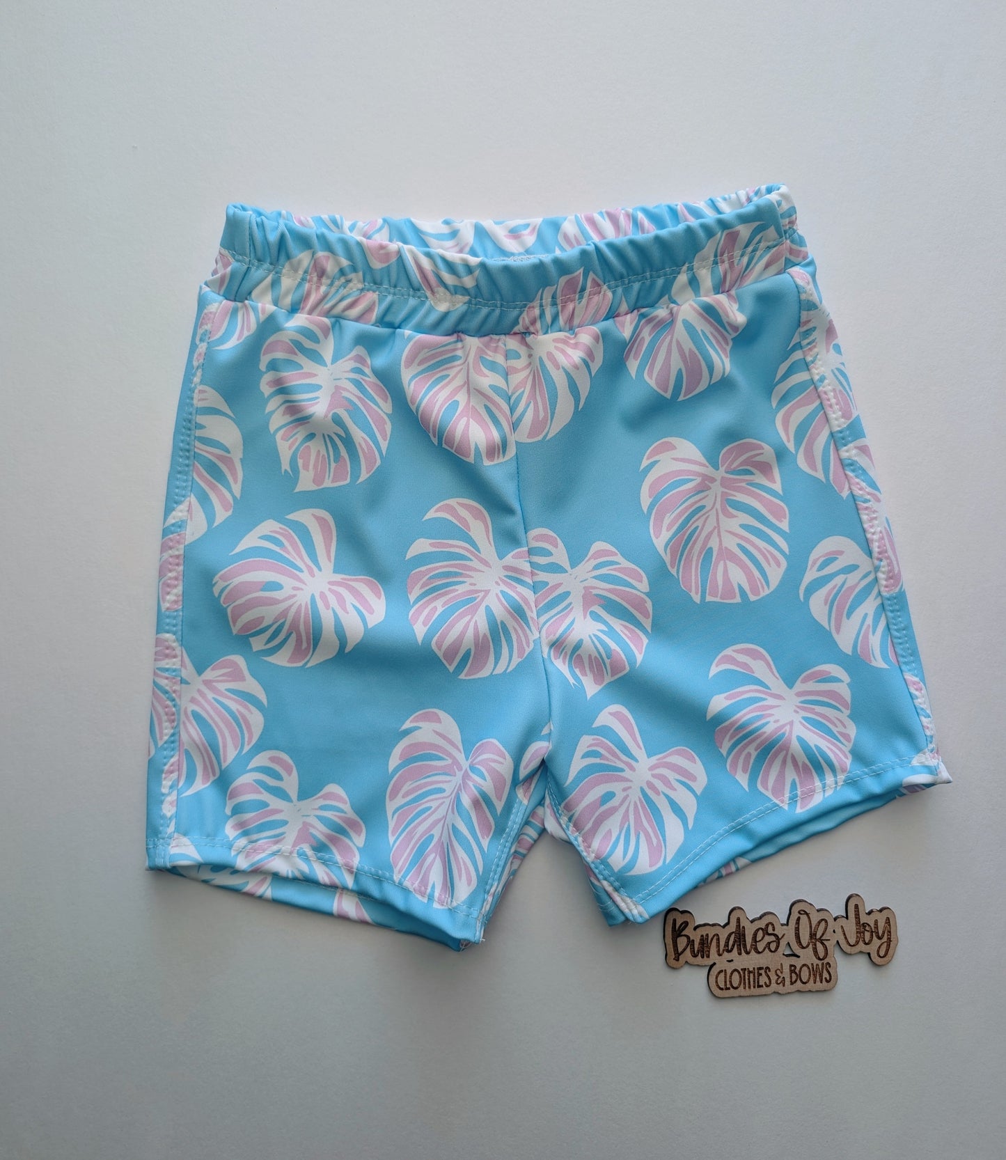 Boys surf shorts