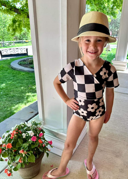 One piece two-toned Stella
