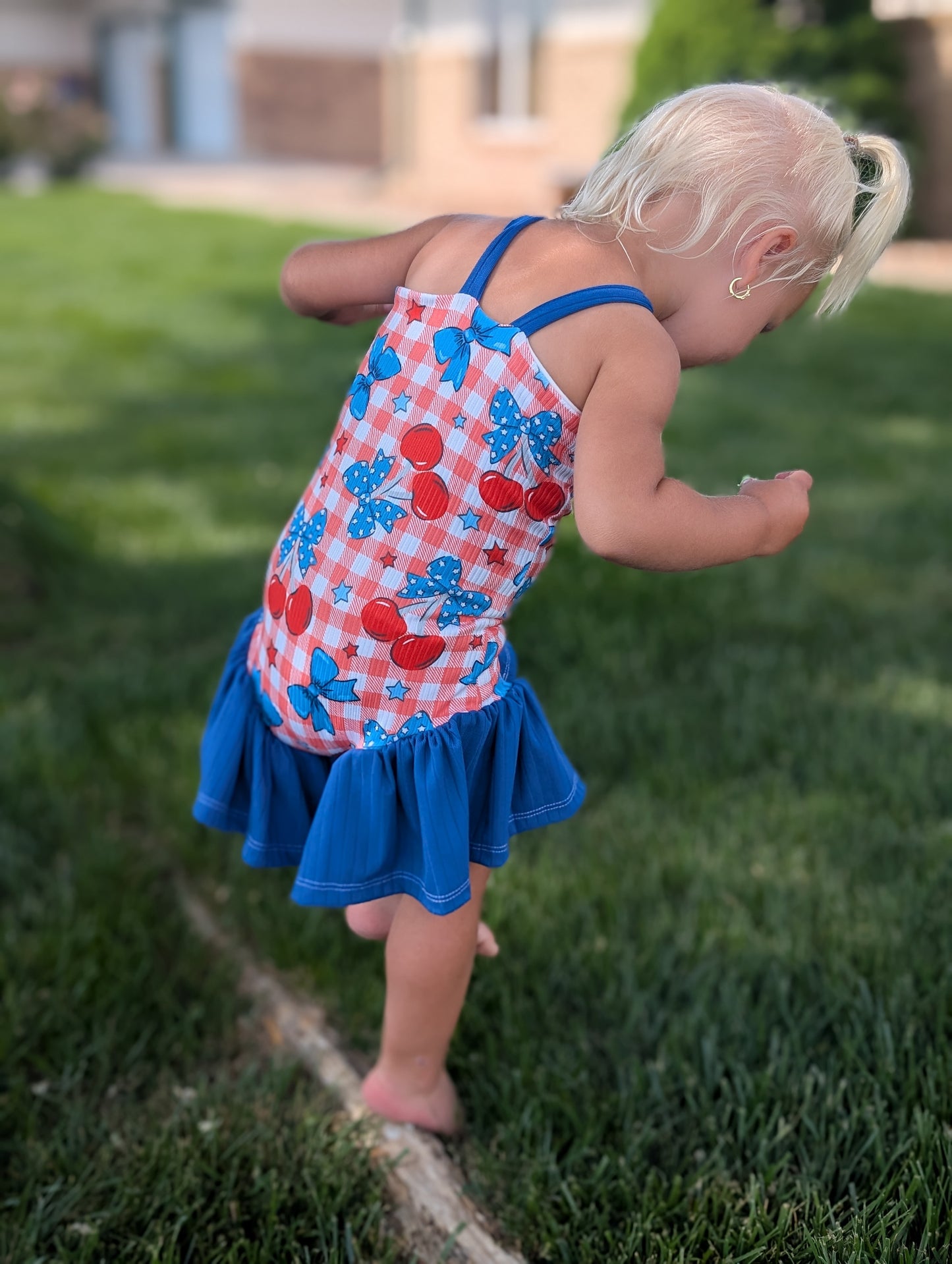 Emilia romper