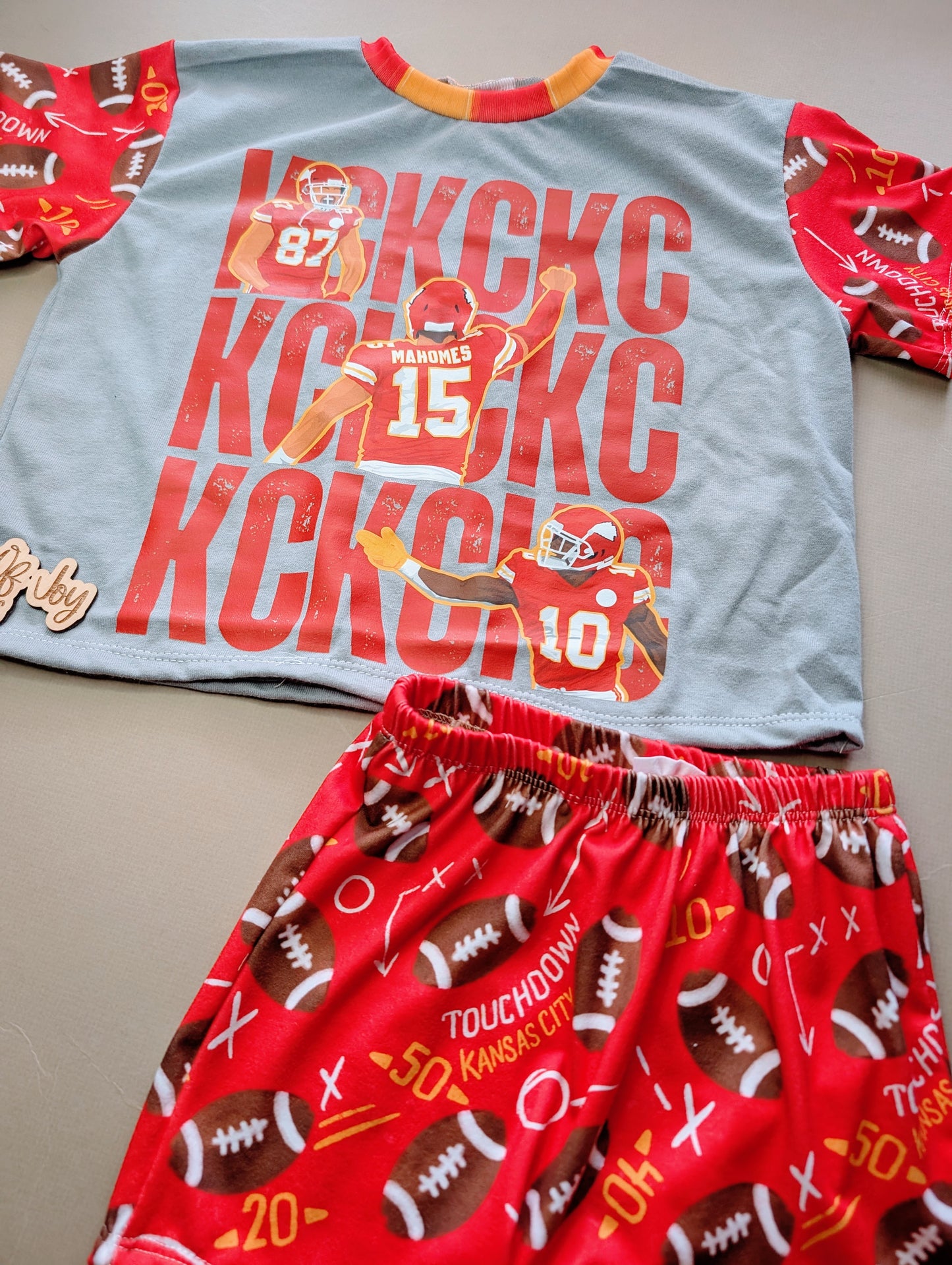 2t upcycled oversized tee and shorts